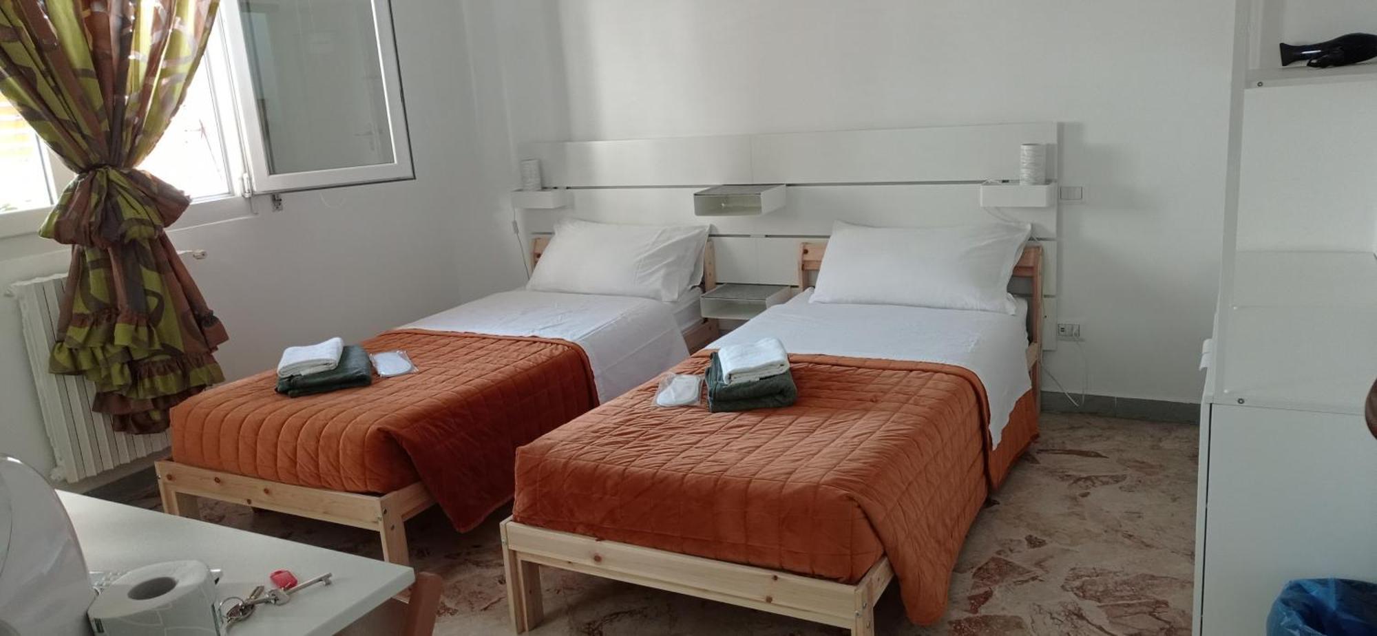 Casara Hotel Bari Cameră foto